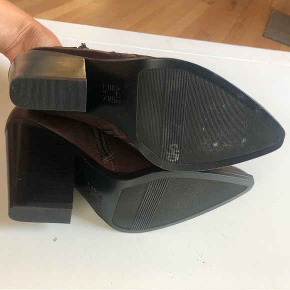 Naturalizer Rooney brown leather pointed toe ankle booties | Sz 9 - Picture 8 of 11